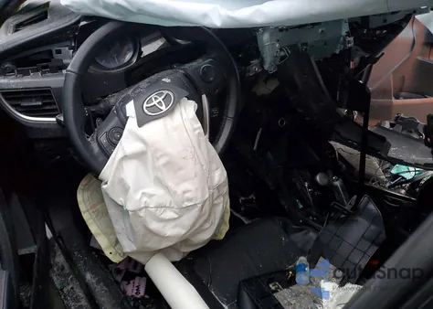 2016 Toyota Corolla L z USA, uszkodzony, nr VIN 2T1BURHE8GC685785